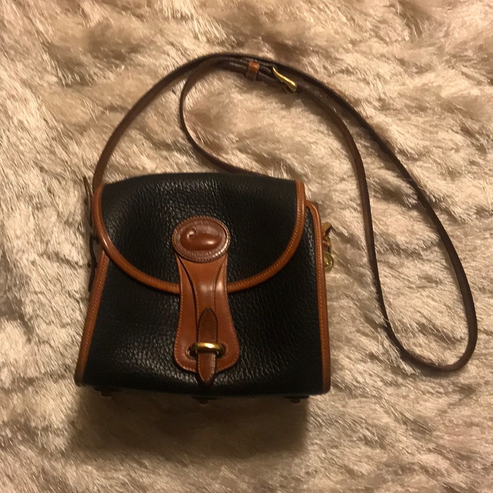 Vintage Dooney & Bourke Crossbody
